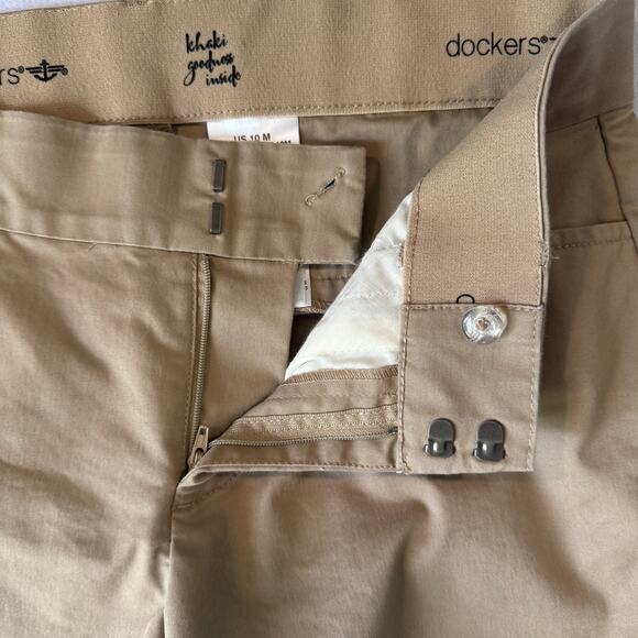 Dockers 10 Khaki Dressy Slacks - Picture 4 of 5